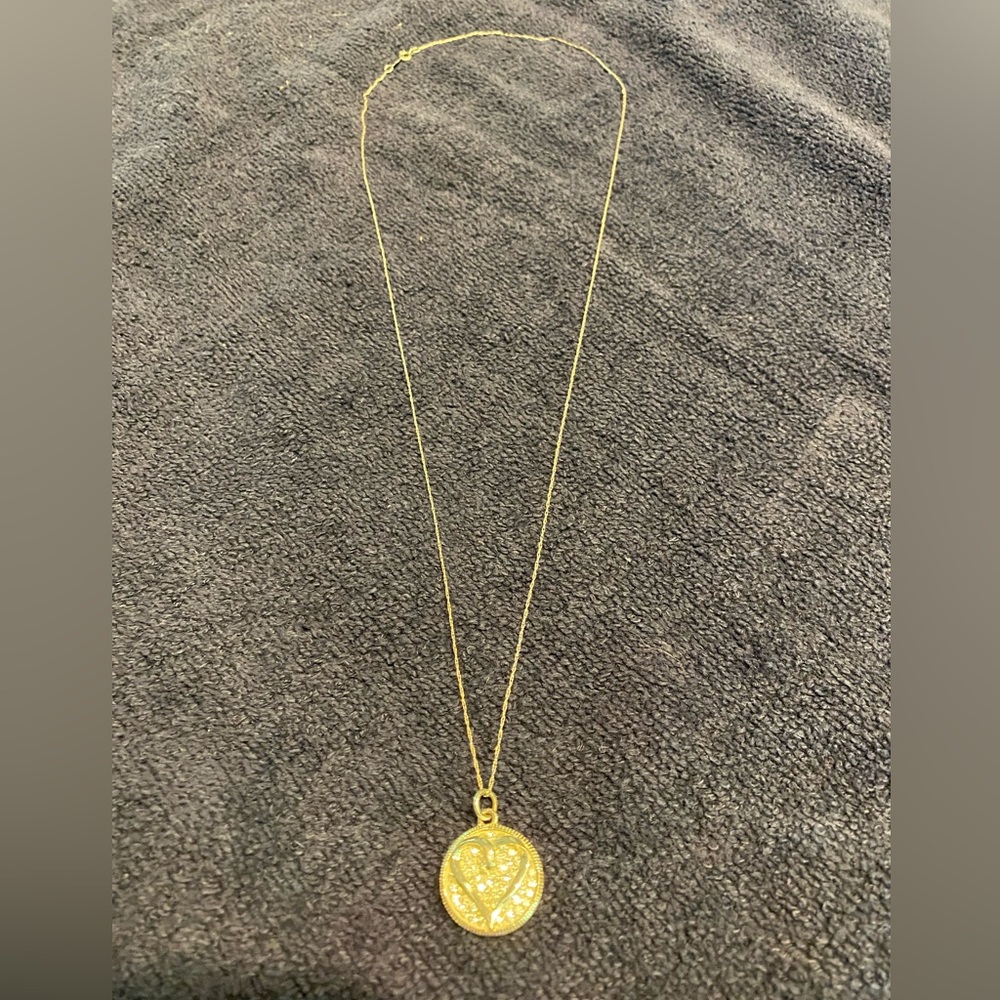 Silver necklace with heart & crystal pendant